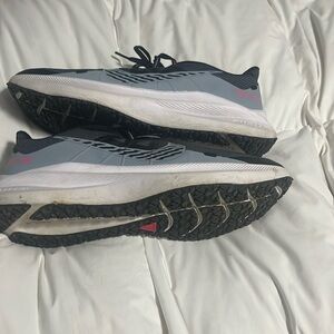 nike running shoes size 11.5
